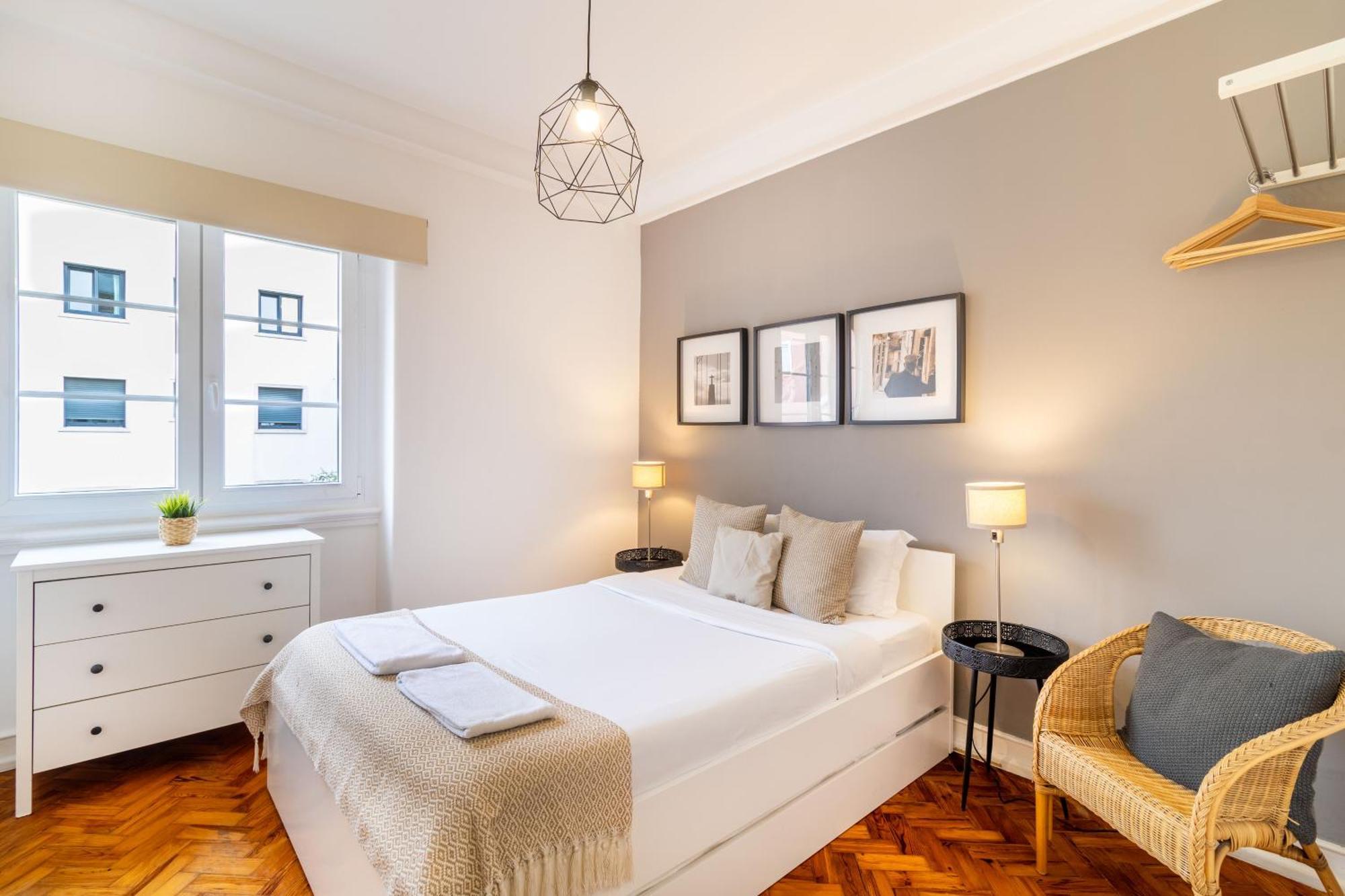 Apartment Telhal By Hill